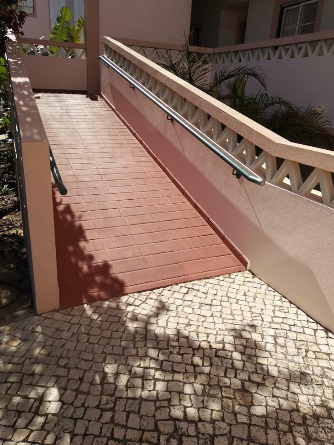 St James Apartment Luz Екстериор снимка